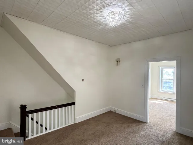 $1,350 | 37 South Chestnut Street, Unit 2, Boyertown, PA 19512