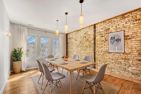 $259,900 | 2033 West Fargo Avenue, Unit 2, Chicago, IL 60645