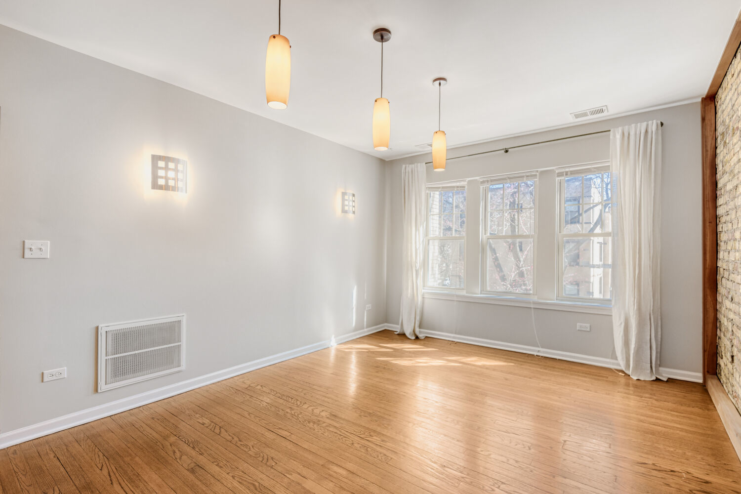 2033 West Fargo Avenue, Unit 2 Chicago, IL 60645 - Photo 19 of 33