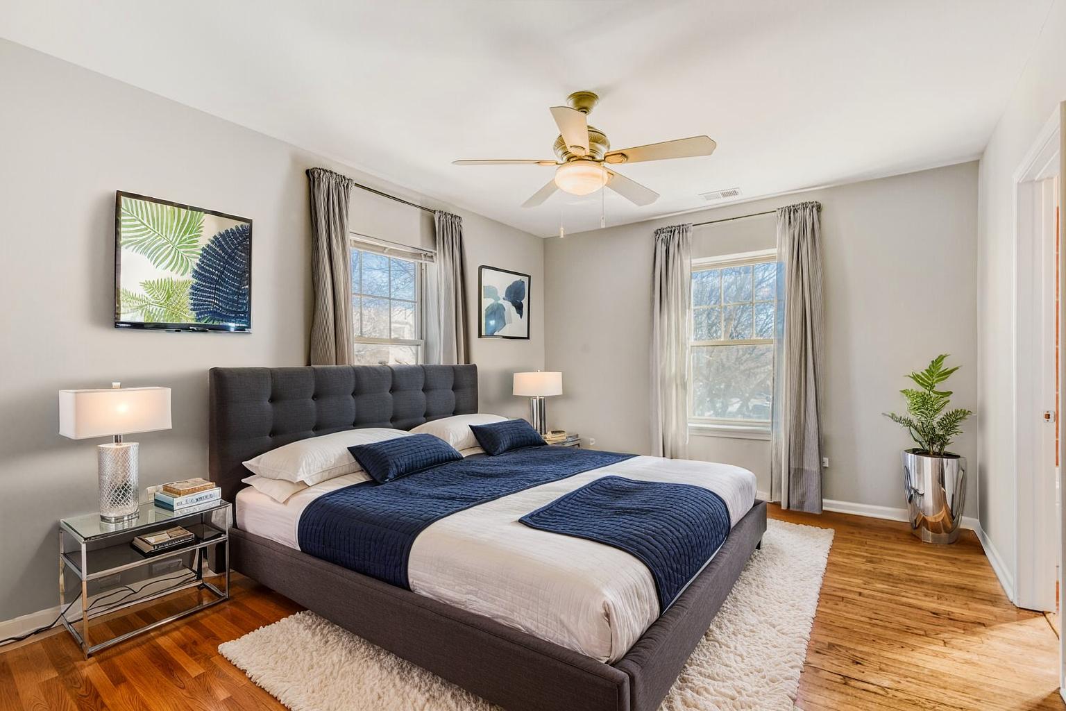 2033 West Fargo Avenue, Unit 2 Chicago, IL 60645 - Photo 20 of 33