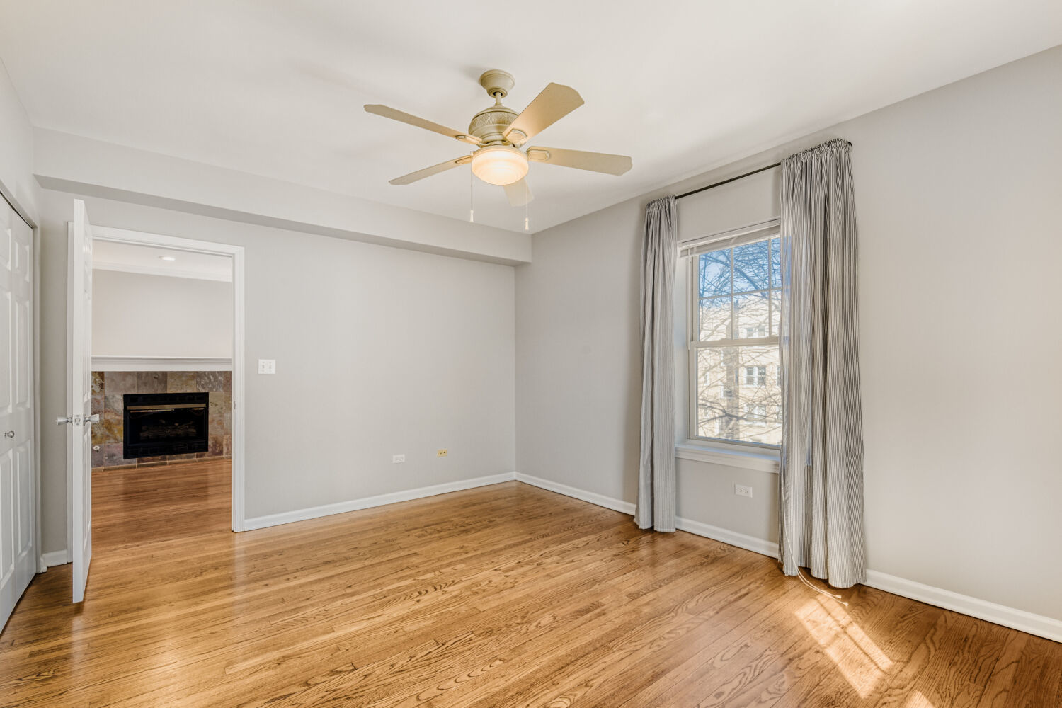 2033 West Fargo Avenue, Unit 2 Chicago, IL 60645 - Photo 23 of 33