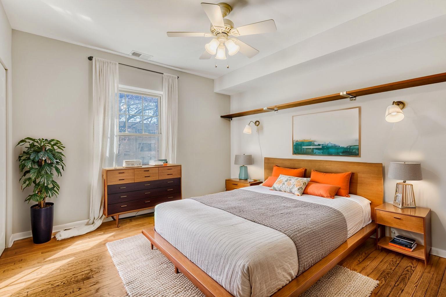2033 West Fargo Avenue, Unit 2 Chicago, IL 60645 - Photo 25 of 33