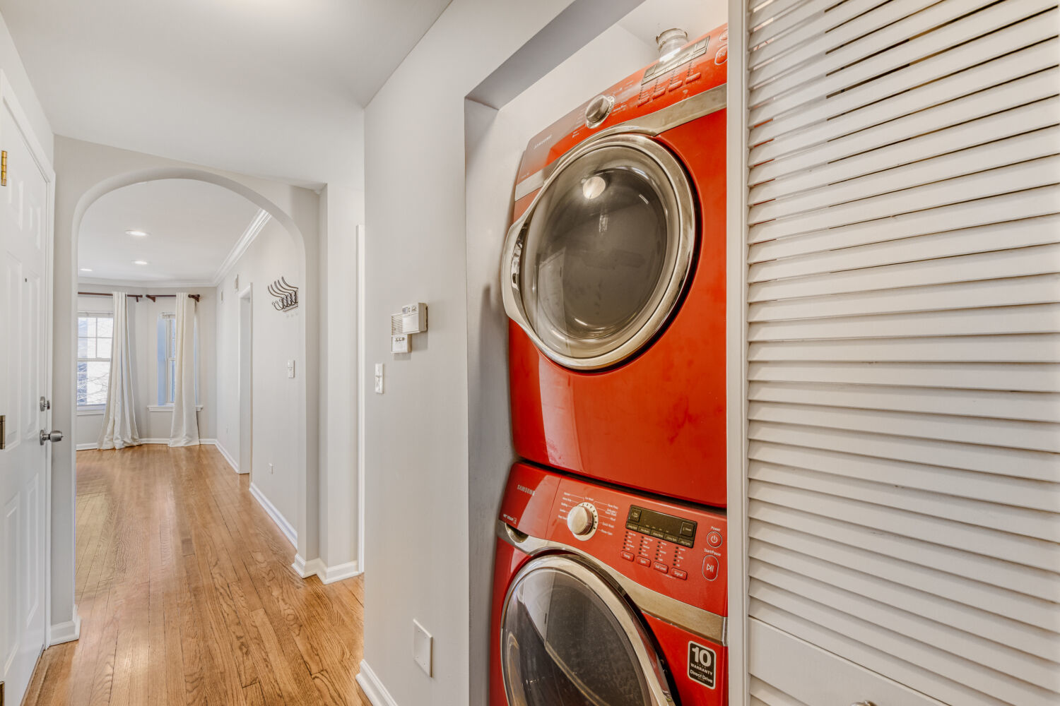 2033 West Fargo Avenue, Unit 2 Chicago, IL 60645 - Photo 31 of 33