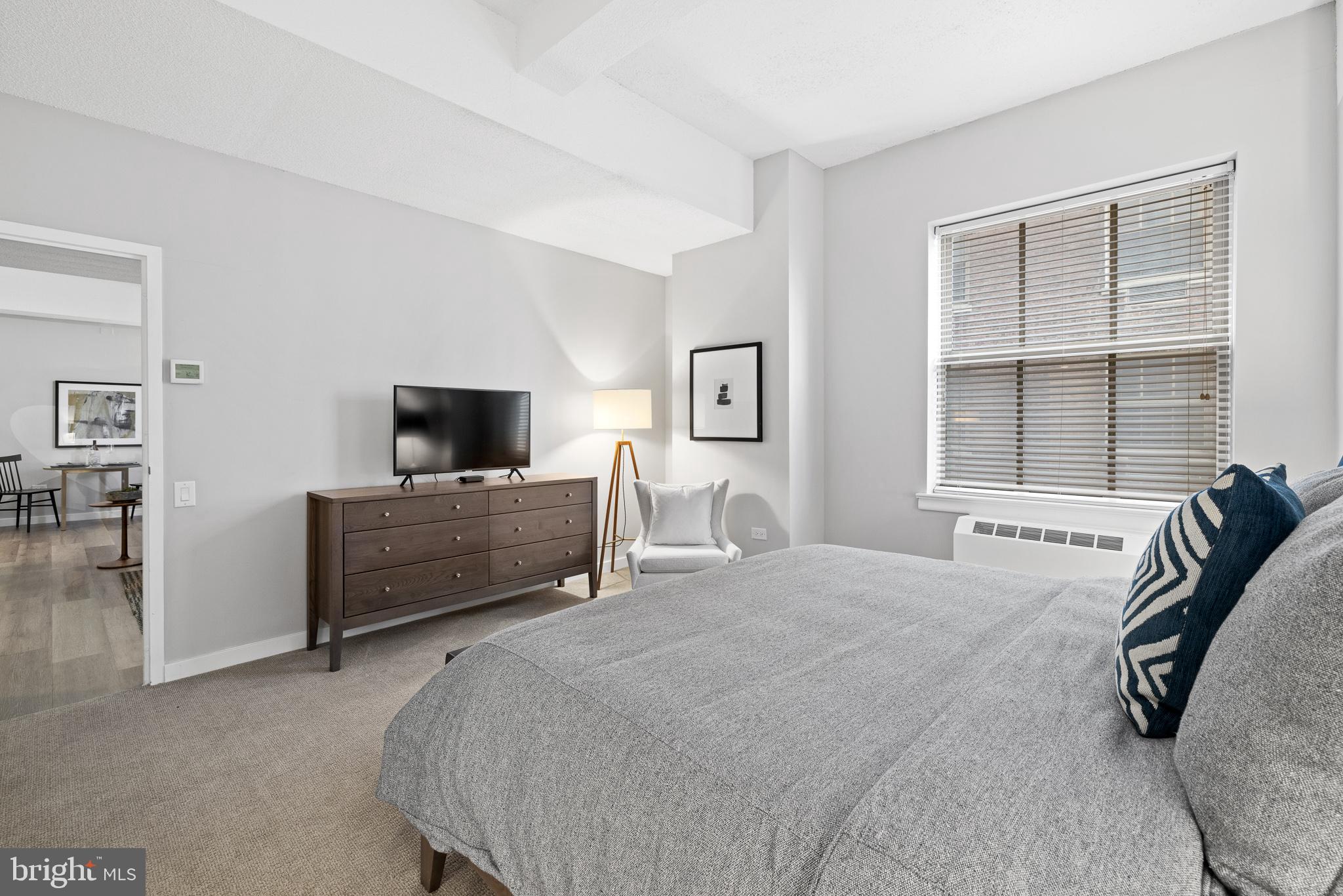 834 Chestnut Street, Unit PH109 Philadelphia, PA 19107 - Photo 14 of 32