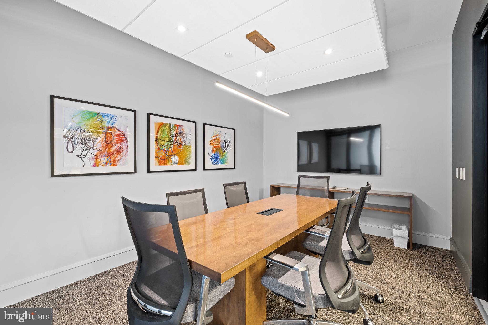 834 Chestnut Street, Unit PH109 Philadelphia, PA 19107 - Photo 25 of 32