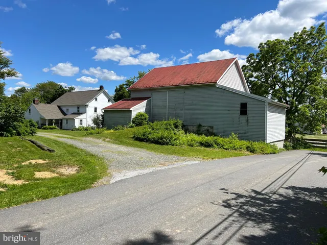 $459,900 | 317 Machamer Road, Douglassville, PA 19518