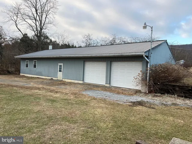 $459,900 | 317 Machamer Road, Douglassville, PA 19518