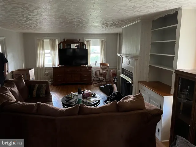 $459,900 | 317 Machamer Road, Douglassville, PA 19518