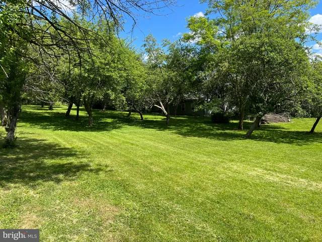 $459,900 | 317 Machamer Road, Douglassville, PA 19518