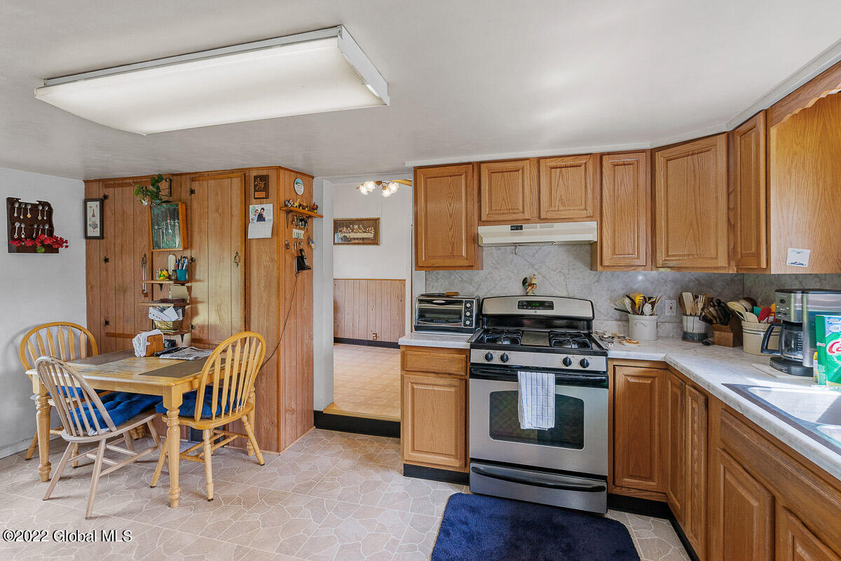 112 Wagner Road Altamont, NY 12009 - Photo 16 of 69 112 Wagner Road Altamont NY 022 MLS