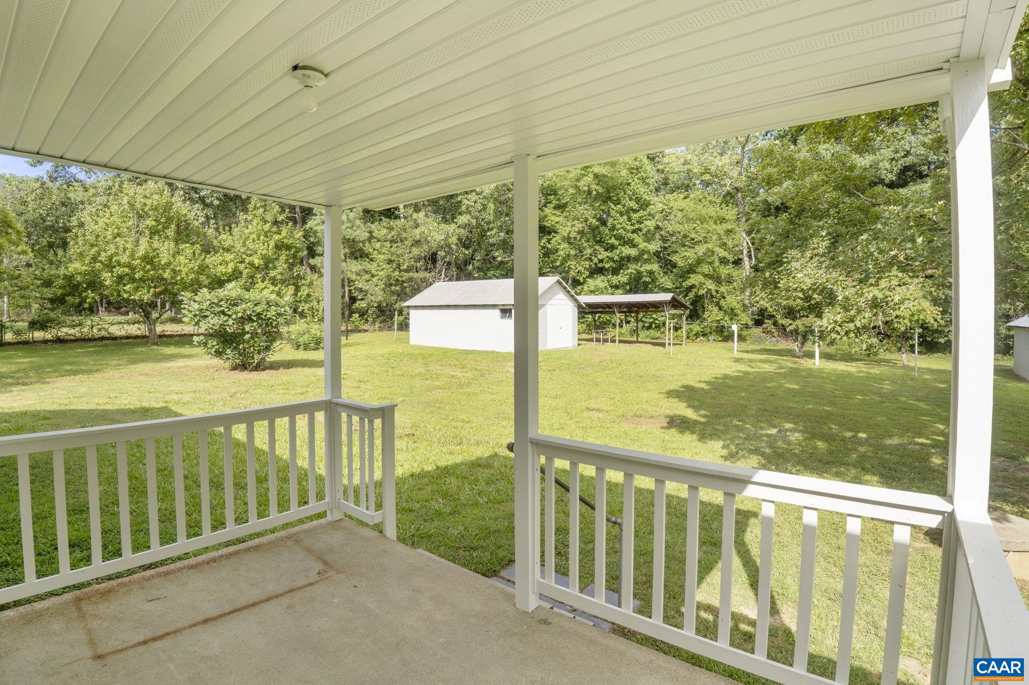 12395 South Constitution Route Scottsville, VA 24590 - Photo 20 of 37 a view of a porch