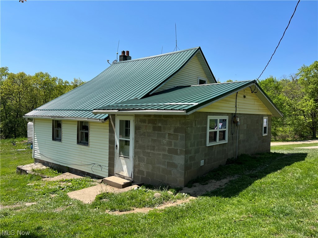 1350 Butterbean Ridge Road Philo, OH 43771 - Photo 6 of 35
