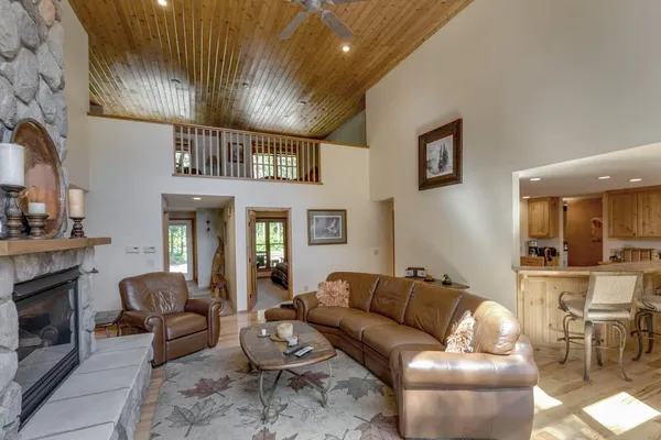 $1,499,000 | 49760 202nd Place, McGregor, MN 55760