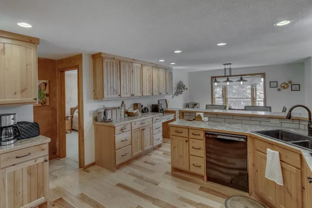 $1,499,000 | 49760 202nd Place, McGregor, MN 55760