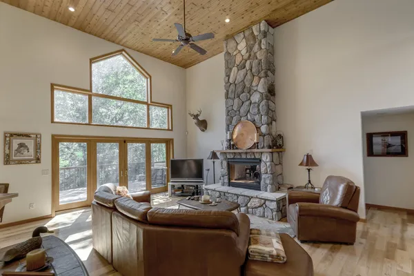 $1,499,000 | 49760 202nd Place, McGregor, MN 55760