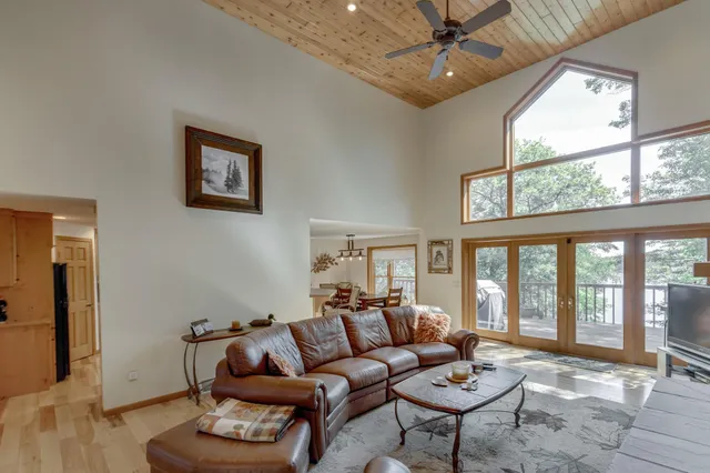 $1,499,000 | 49760 202nd Place, McGregor, MN 55760