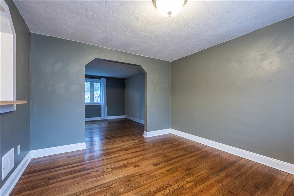 227 East Garden Road Pittsburgh, PA 15227 - Photo 4 of 27 Arched entryways add a touch of old world charm.