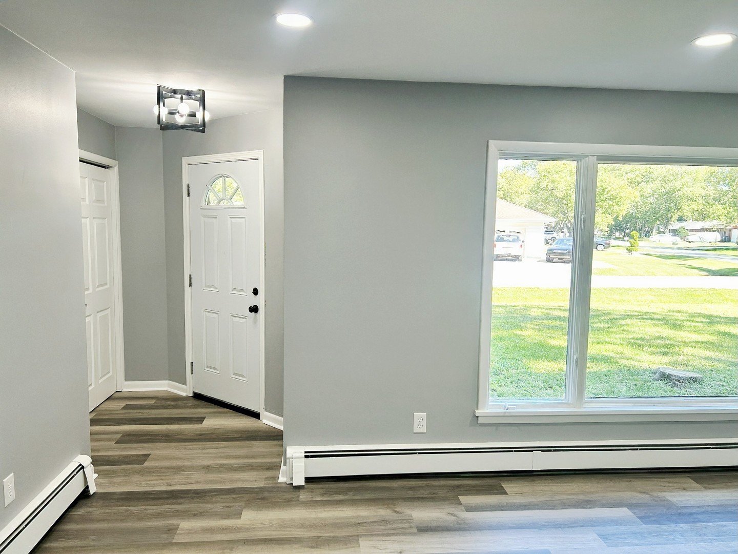 55 Cherry Drive Kankakee, IL 60901 - Photo 3 of 42 a view of an empty room and window
