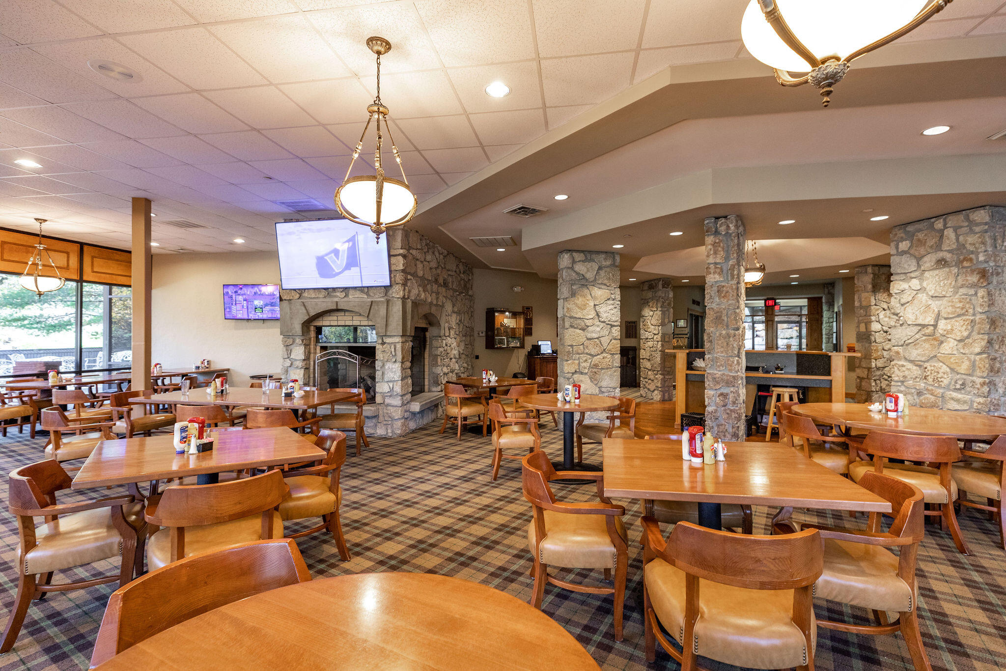 93 Bunker Drive, Unit 1 Reeds Spring, MO 65737 - Photo 40 of 48 Ledgestone Restaraunt