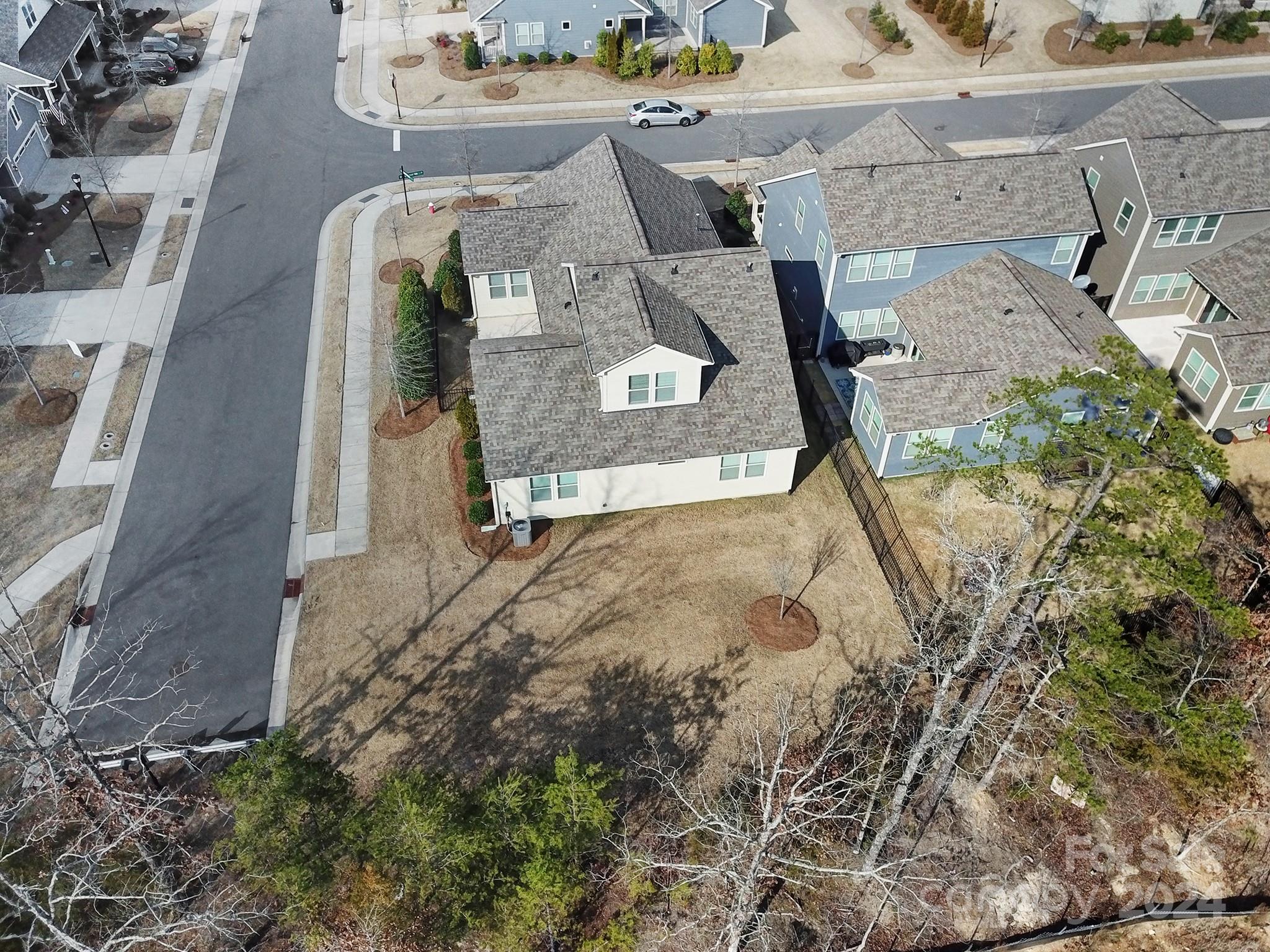 921 Landmark Run Lane Tega Cay, SC 29708 - Photo 31 of 37 Gallery Image 31