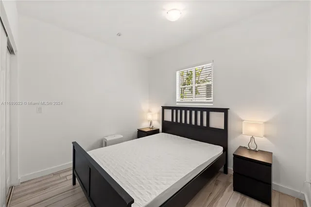 $2,000 | 1560 Meridian Avenue, Unit 109, Miami Beach, FL 33139