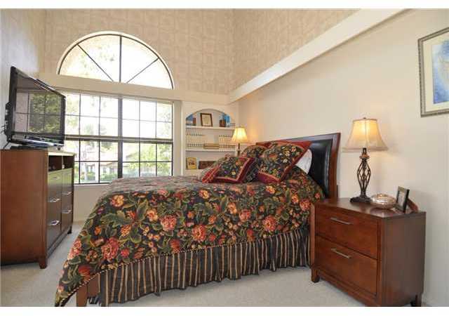 1177 Via Montecito Encinitas, CA 92024 - Photo 13 of 25 Gallery Image 13