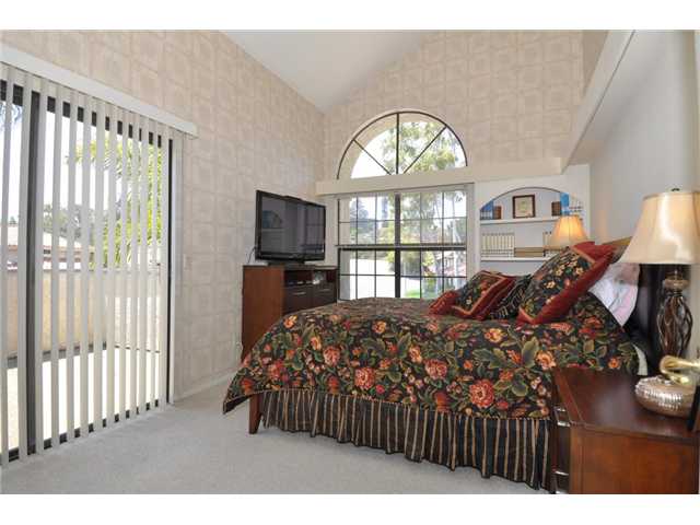 1177 Via Montecito Encinitas, CA 92024 - Photo 14 of 25 Gallery Image 14