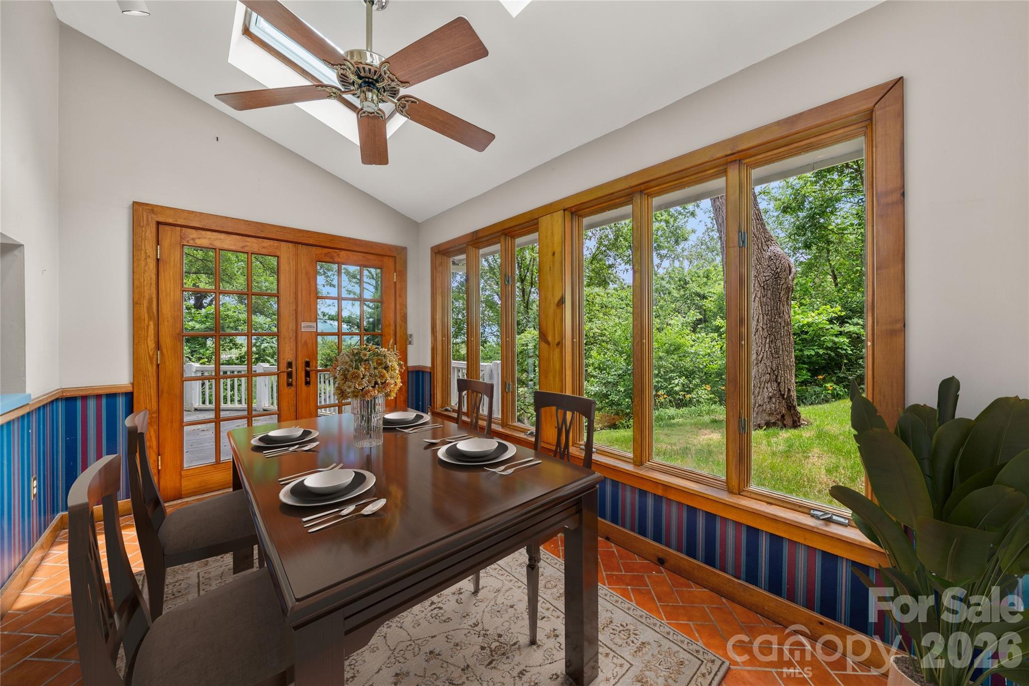 32 Delano Road Asheville, NC 28805 - Photo 7 of 47
