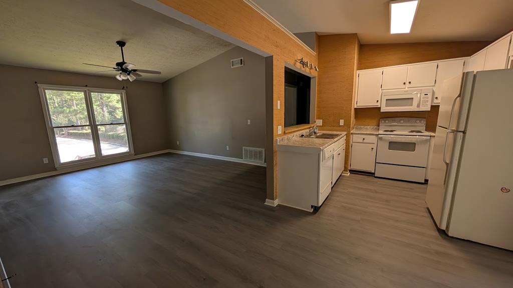 6321 Milgen Road, Unit 3 Columbus, GA 31907 - Photo 3 of 15 Gallery Image 3