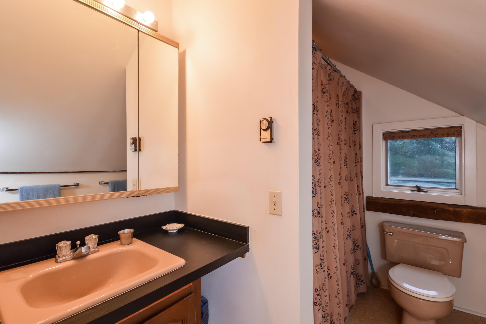 142 Old County Road East Sandwich, MA 02537 - Photo 16 of 28 Master Bath