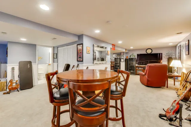 $550,000 | 10055 Wisteria Lane, St. John, IN 46373