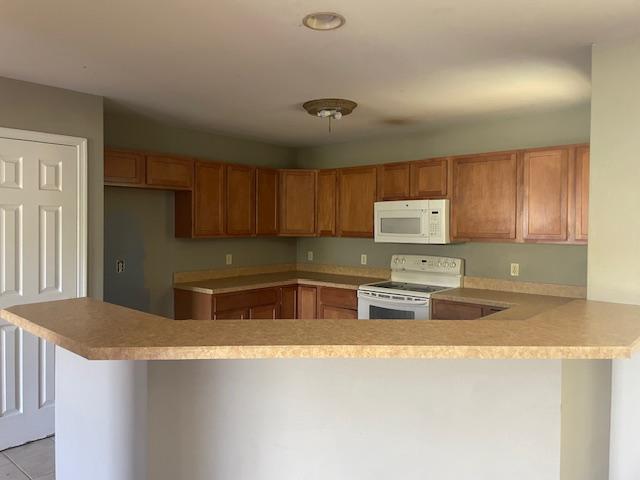 11757 Robyn Lane Princess Anne, MD 21853 - Photo 7 of 19 Kitchen with large breakfast bar