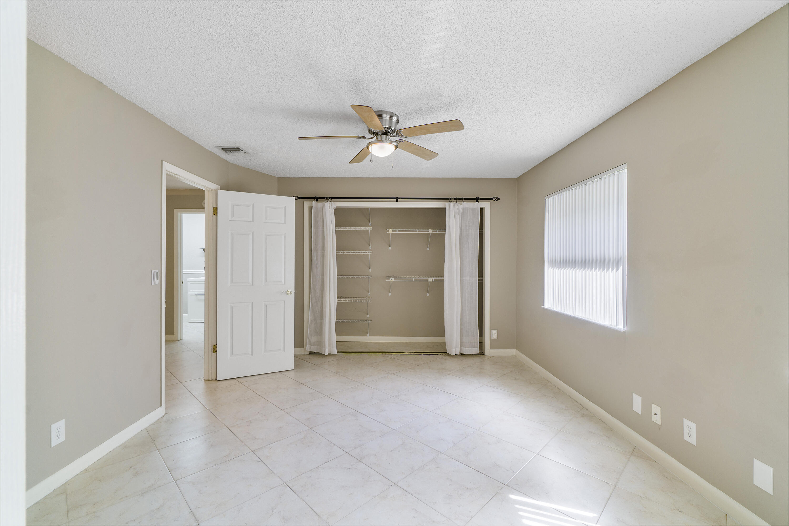 5199 1st Road Lake Worth, FL 33467 - Photo 20 of 35 Primary Bedroom