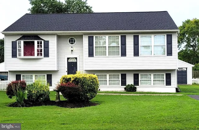 $425,500 | 3933 North Point Road, Baltimore, MD 21222