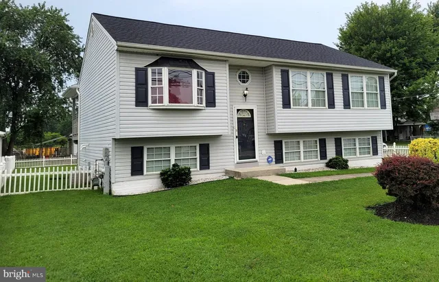 $425,500 | 3933 North Point Road, Baltimore, MD 21222