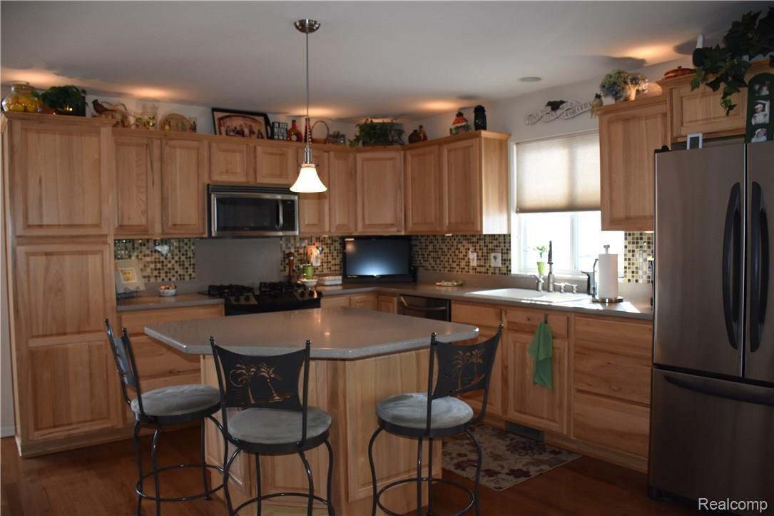 5389 Owen Road Linden, MI 48451 - Photo 2 of 72 DSC_1962.JPG