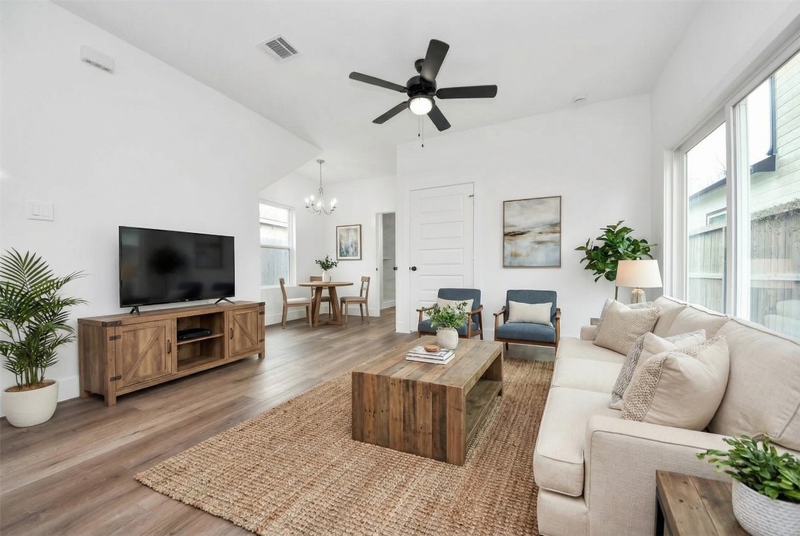 6616 Apollo Street Houston, TX 77091 - Photo 3 of 15