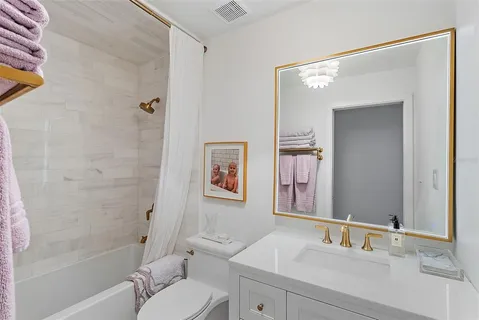 $599,000 | 4966 Coquina Key Drive Southeast, St. Petersburg, FL 33705