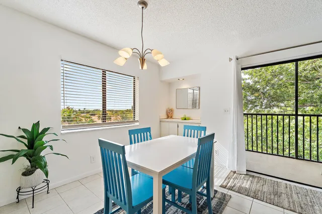 $395,000 | 1605 Highway 1, Unit C401, Jupiter, FL 33477