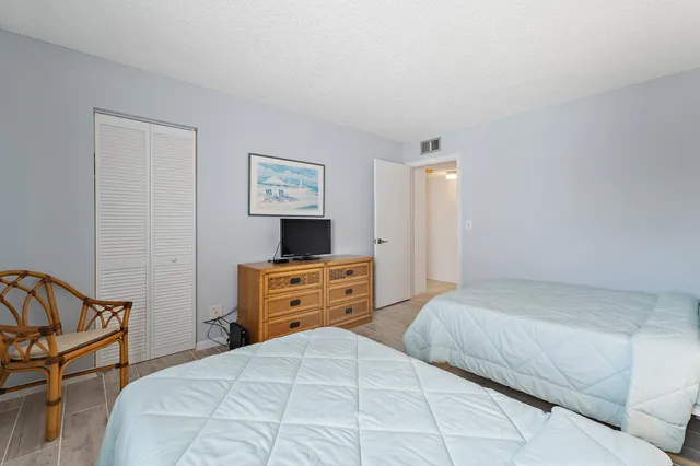 $395,000 | 1605 Highway 1, Unit C401, Jupiter, FL 33477