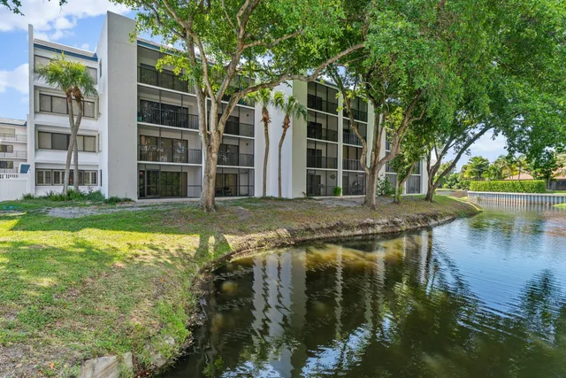 $395,000 | 1605 Highway 1, Unit C401, Jupiter, FL 33477