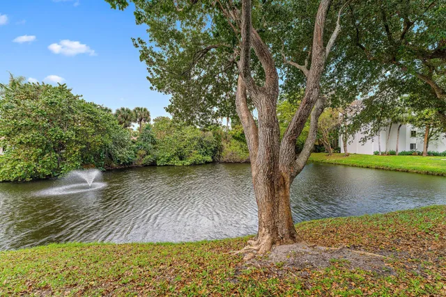 $395,000 | 1605 Highway 1, Unit C401, Jupiter, FL 33477