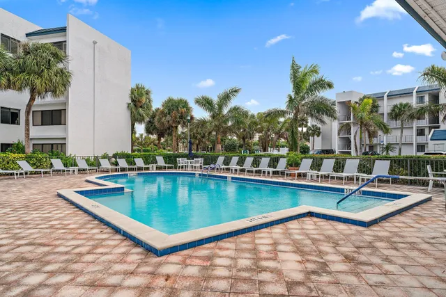 $395,000 | 1605 Highway 1, Unit C401, Jupiter, FL 33477