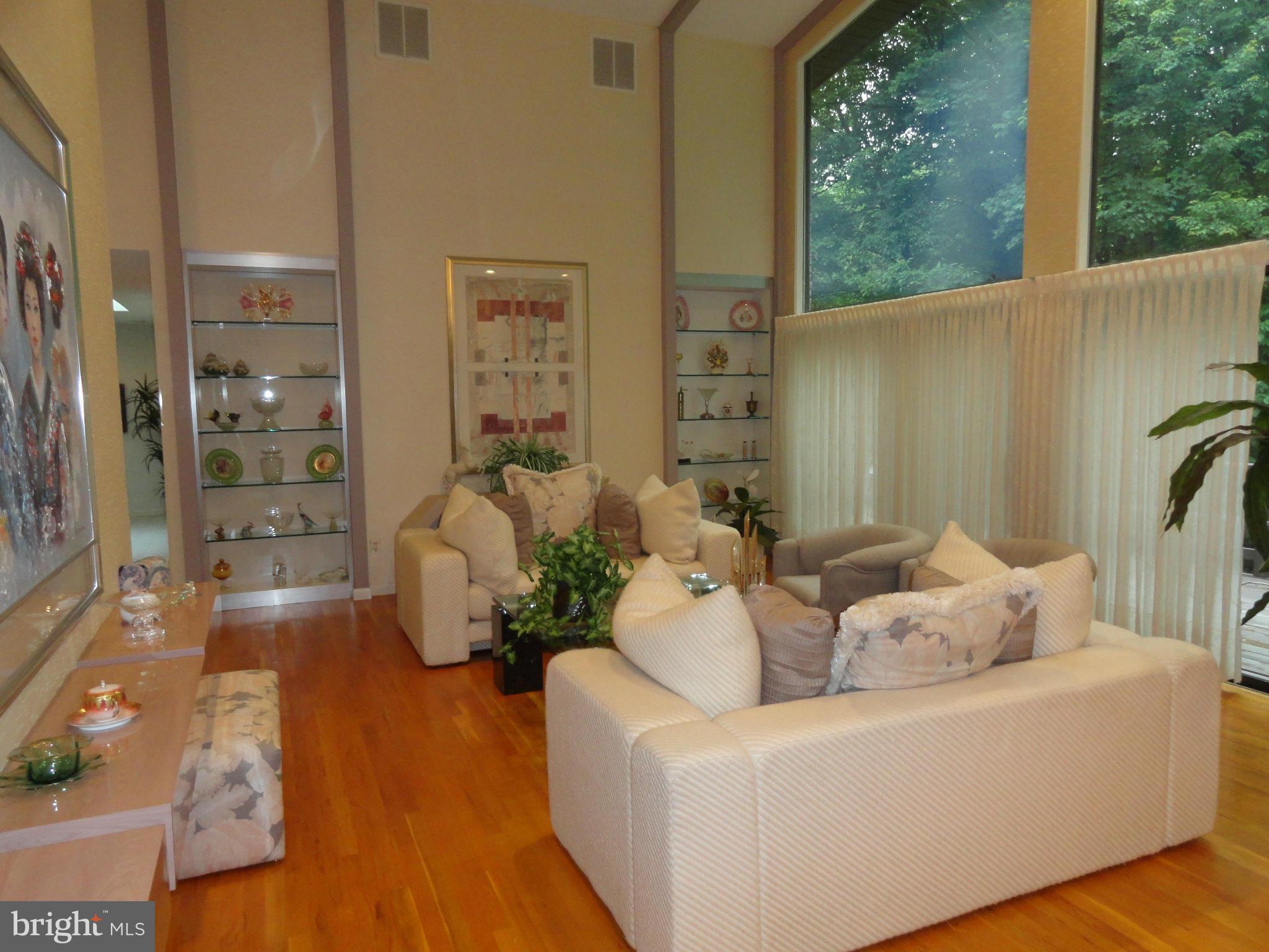 3416 Englemeade Road Pikesville, MD 21208 - Photo 5 of 30 Living Room 2