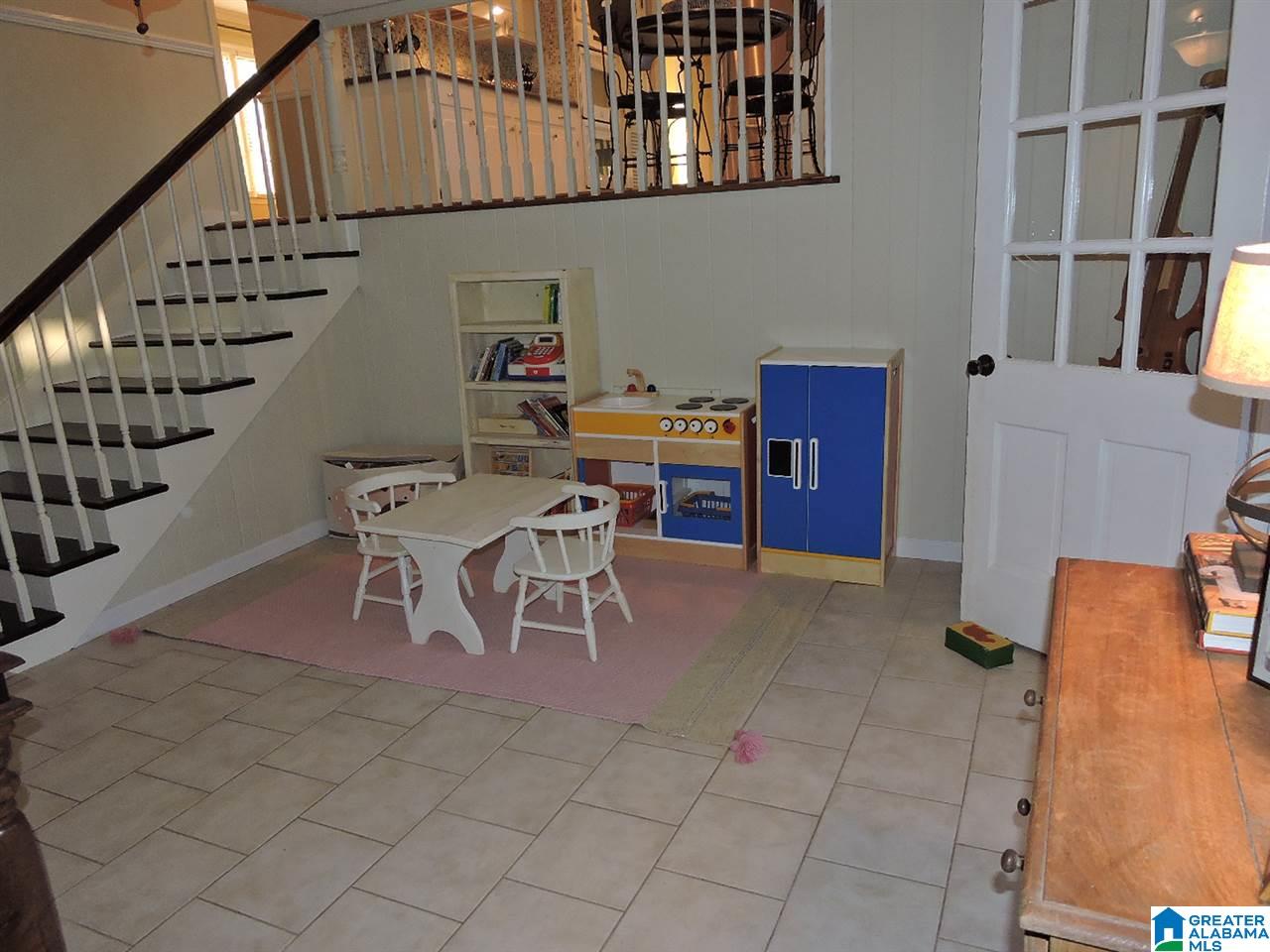 1781 Cornwall Road Birmingham, AL 35226 - Photo 14 of 40