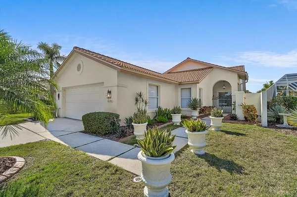 $449,000 | 4640 Peridia Boulevard East, Bradenton, FL 34203