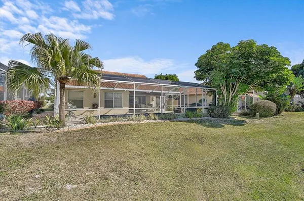 $449,000 | 4640 Peridia Boulevard East, Bradenton, FL 34203