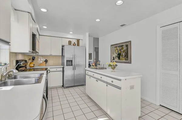 $449,000 | 4640 Peridia Boulevard East, Bradenton, FL 34203