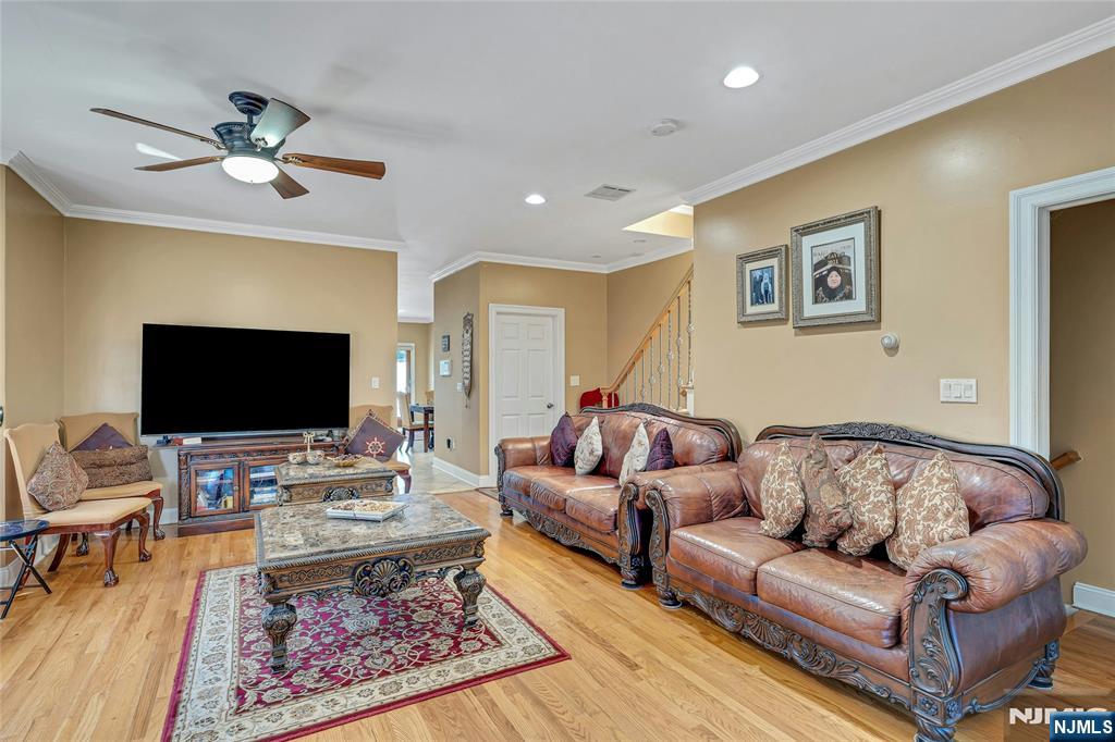 4 8th Street, Unit A Fairview, NJ 07022 - Photo 9 of 35