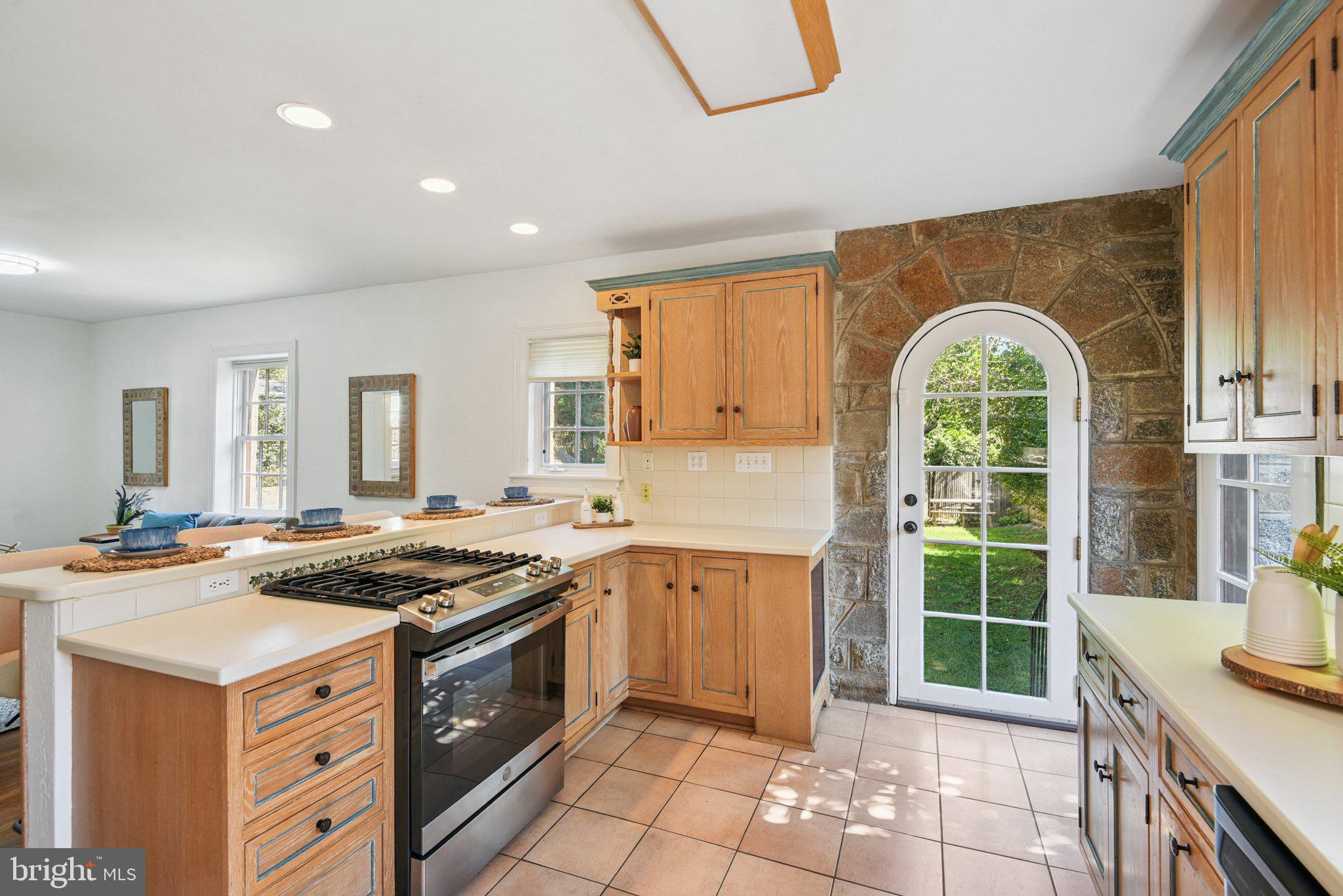 105 Summerfield Road Chevy Chase, MD 20815 - Photo 16 of 53